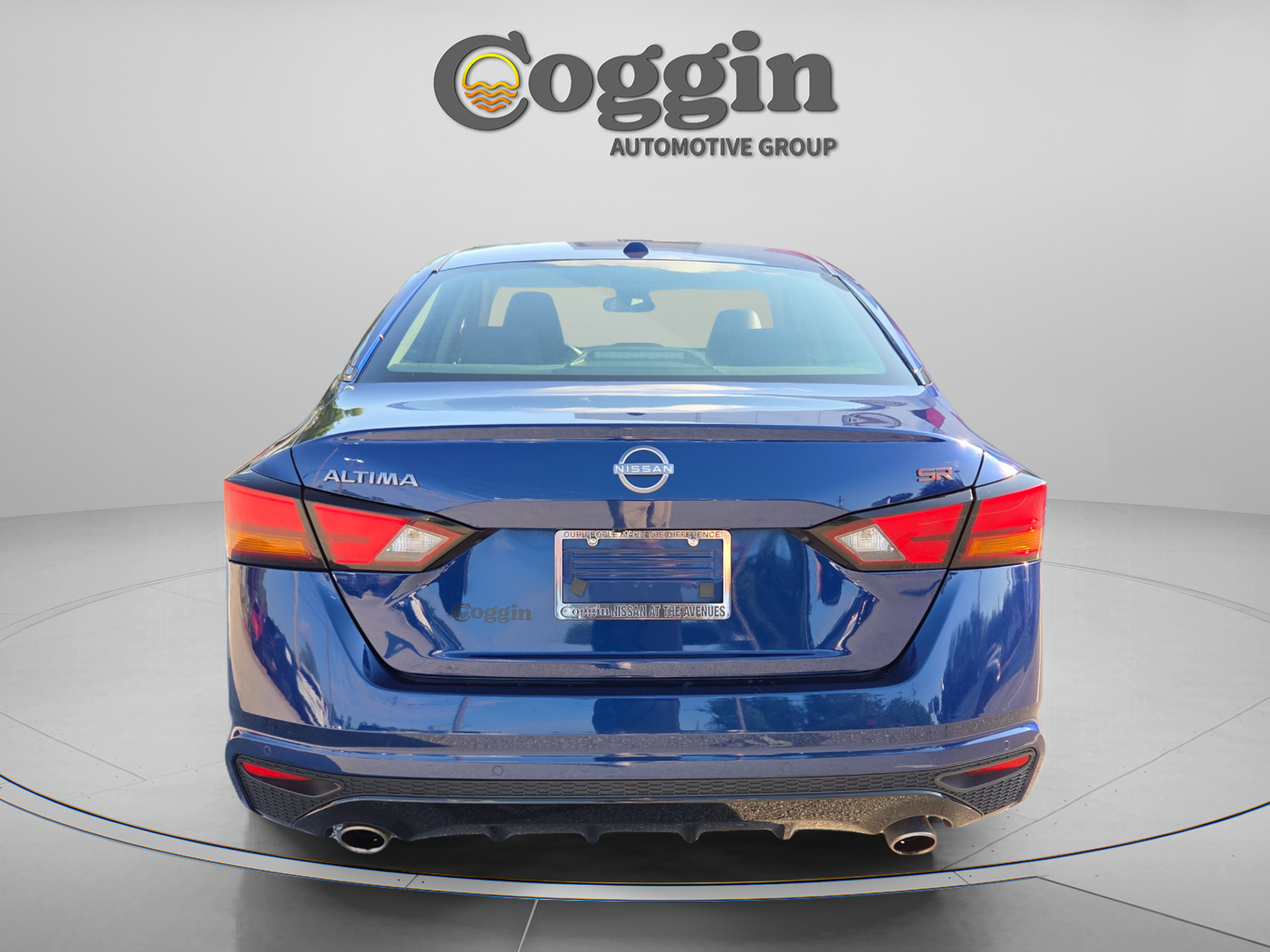 Used 2024 Nissan Altima 2.5 SR FWD image 4