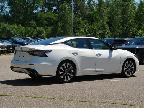Used 2023 Nissan Maxima Platinum w/ Sport Mat Group FWD image 7