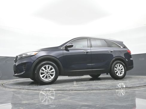 Used 2020 Kia Sorento LX w/ LX I4 Convenience Package image 42