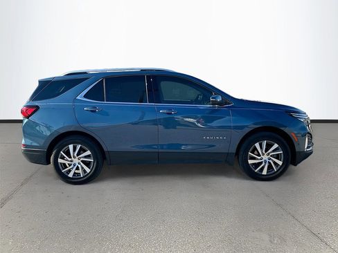 Used 2024 Chevrolet Equinox Premier image 8