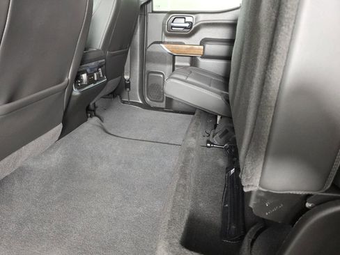 Used 2022 Chevrolet Silverado 1500 High Country image 35