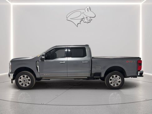 Used 2024 Ford F250 Lariat w/ Lariat Ultimate Package AWD/4WD image 2