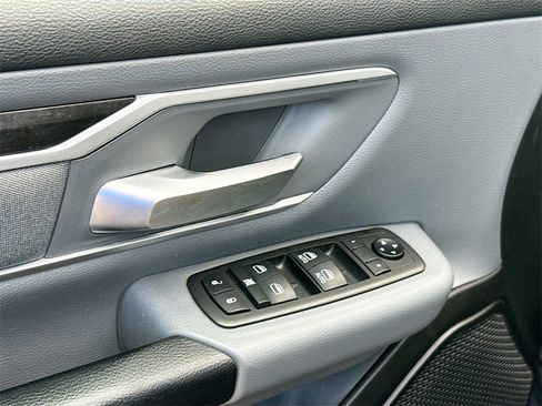 Used 2021 RAM 1500 Big Horn image 17