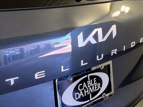 Certified 2024 Kia Telluride S w/ S Sunroof Package AWD/4WD image 30