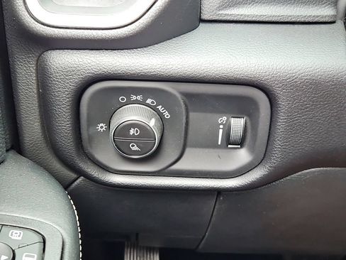 New 2026 RAM 3500 Big Horn AWD/4WD image 18
