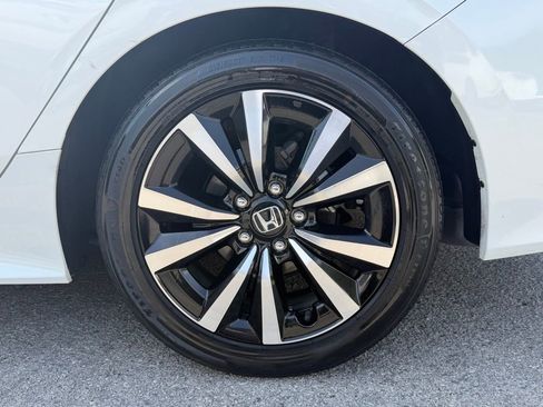 Used 2022 Honda Civic EX image 16
