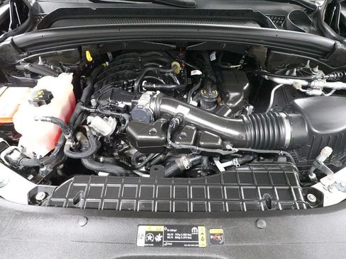 Used 2023 Jeep Grand Cherokee L Laredo AWD/4WD image 35