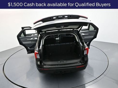 New 2025 Ford Explorer Active image 38