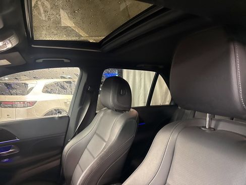 Used 2023 Mercedes-Benz GLE 350 4MATIC image 12