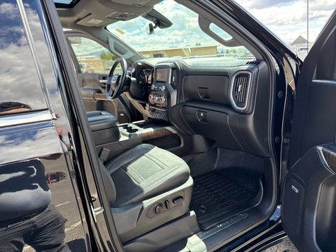 Used 2019 GMC Sierra 1500 Denali w/ Denali Ultimate Package AWD/4WD image 28