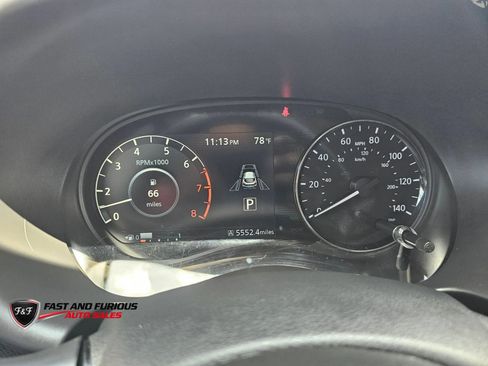 Used 2022 Nissan Kicks SV FWD image 13