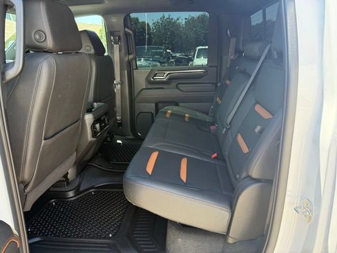 Used 2024 GMC Sierra 3500 AT4 w/ AT4 Premium Plus Package AWD/4WD image 24