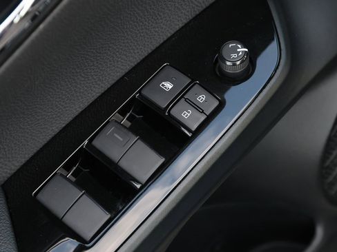 Certified 2022 Toyota Prius XLE w/ Advanced Technology Package image 17