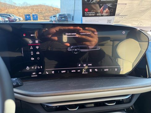 New 2025 Audi Q5 Premium Plus image 16