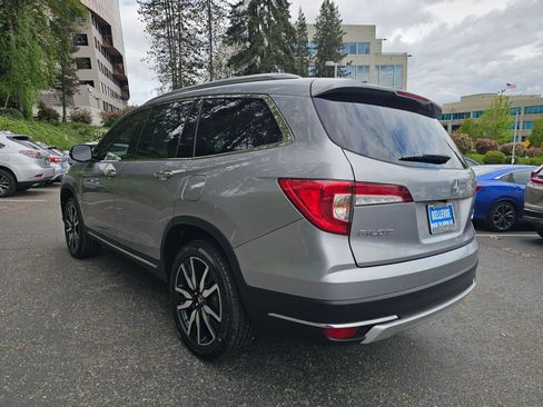 Used 2022 Honda Pilot Touring image 5