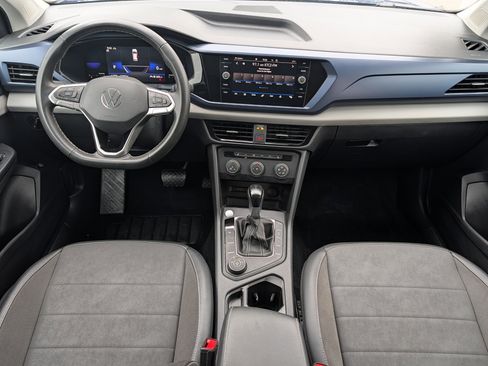 Certified 2022 Volkswagen Taos SE AWD/4WD image 10