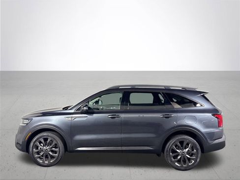Used 2023 Kia Sorento SX Prestige image 9