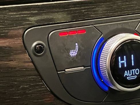 Used 2017 Audi Q7 3.0T Premium Plus w/ Premium Plus Package image 20