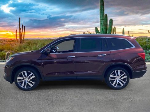 Used 2016 Honda Pilot Touring image 6