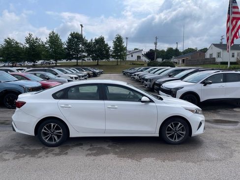 Used 2023 Kia Forte LXS FWD image 1