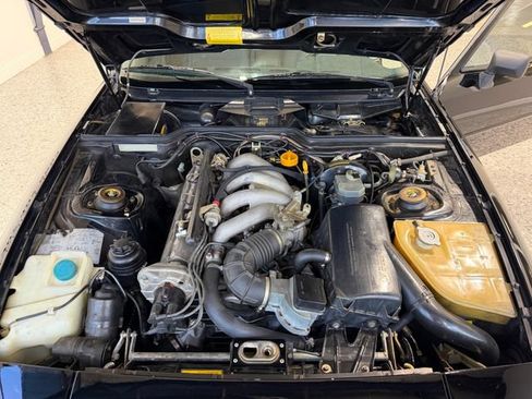 Used 1988 Porsche 924 S RWD image 44