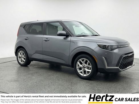 Used 2025 Kia Soul LX w/ LX Technology Package image 1