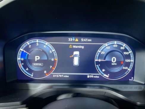 Used 2023 Mitsubishi Outlander SEL image 16