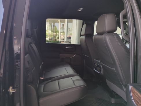 Used 2023 Chevrolet Silverado 3500 High Country w/ Technology Package AWD/4WD image 17