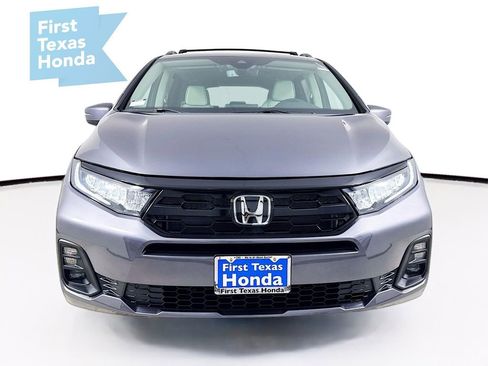 New 2026 Honda Odyssey Touring image 2