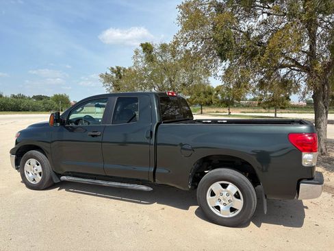 Used 2008 Toyota Tundra SR5 w/ TRD Off-Road Pkg RWD image 4