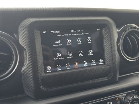 Certified 2022 Jeep Gladiator Sport image 19