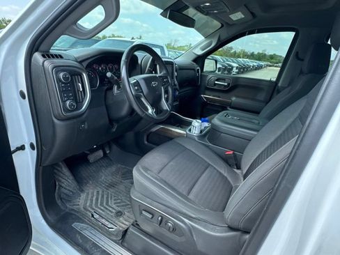 Used 2022 Chevrolet Silverado 1500 LT Trail Boss w/ LPO, Dark Essentials Package AWD/4WD image 44