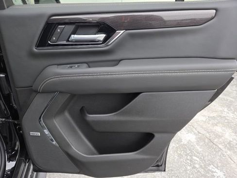 New 2026 GMC Yukon Elevation image 28