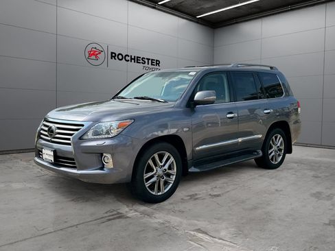 Used 2014 Lexus LX 570 4WD image 7