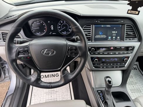 Used 2016 Hyundai Sonata Limited w/ Option Group 05 image 11