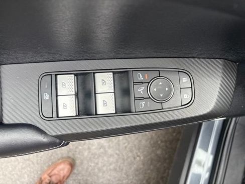 Used 2025 Mitsubishi Outlander SE FWD image 55
