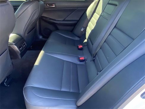 Used 2022 Lexus IS 350 F Sport image 10