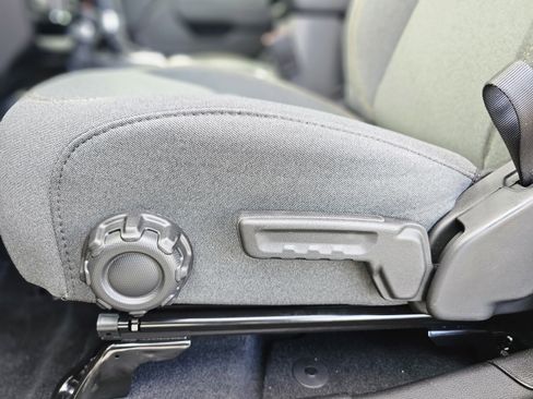 New 2026 Jeep Gladiator Sport image 21