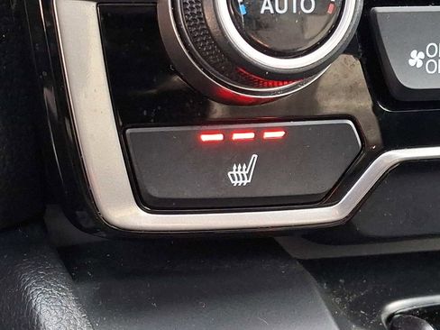 Used 2020 Honda CR-V Touring image 25