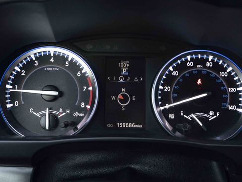 Used 2016 Toyota Highlander Limited FWD image 23