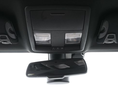 Used 2019 Dodge Challenger R/T w/ Driver Convenience Group RWD image 27