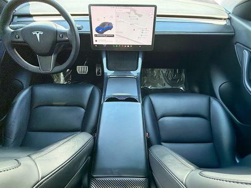 Used 2021 Tesla Model Y Performance AWD/4WD image 16