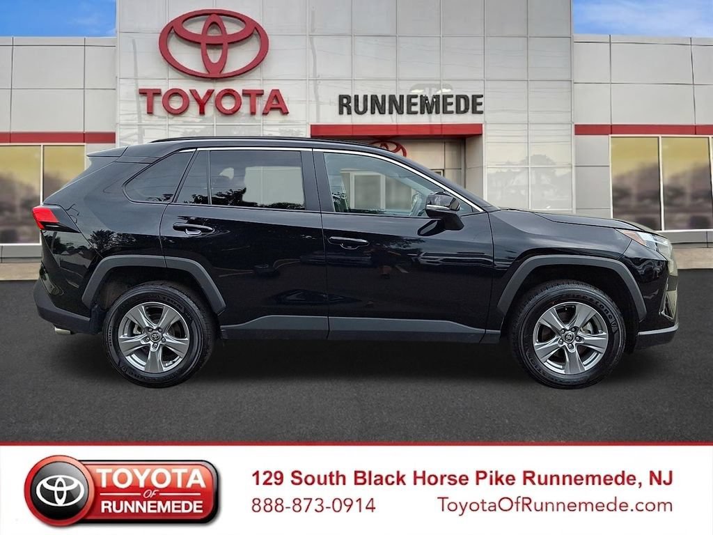 Certified 2025 Toyota RAV4 XLE AWD/4WD image 7