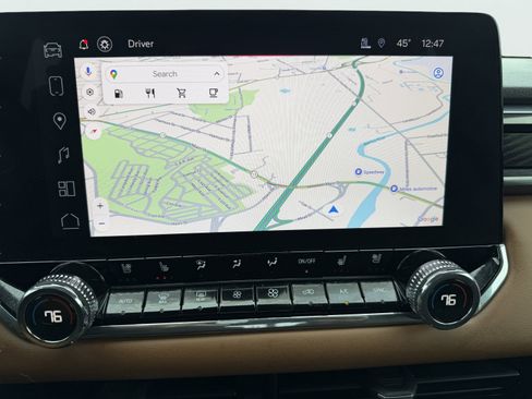 Used 2023 GMC Canyon AT4 w/ AT4 Premium Package image 4