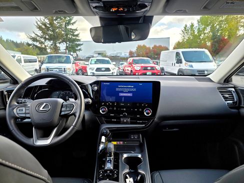 Used 2023 Lexus NX 350 AWD image 10