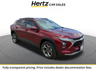 Used 2025 Chevrolet Trax LT FWD video 1