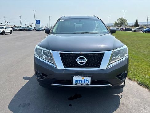 Used 2013 Nissan Pathfinder SV w/ Cargo Pkg AWD/4WD image 8