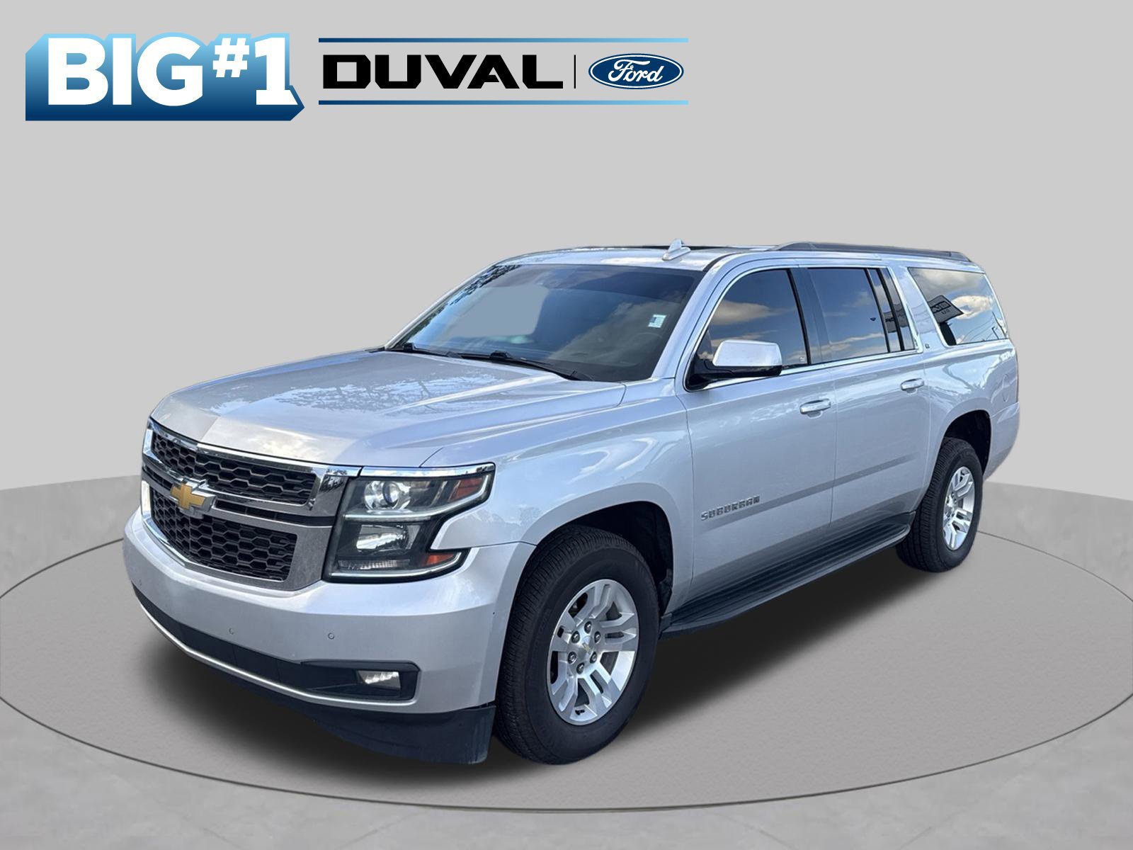 Used 2016 Chevrolet Suburban LT w/ Luxury Package RWD image 3
