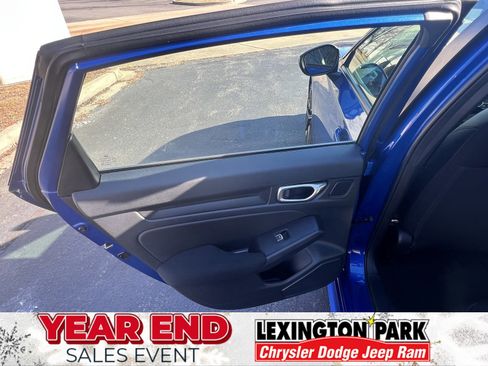 Used 2023 Honda Civic Sport image 10