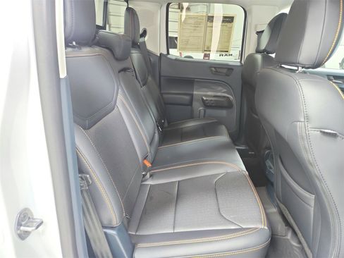 Used 2025 Ford Maverick Tremor image 42